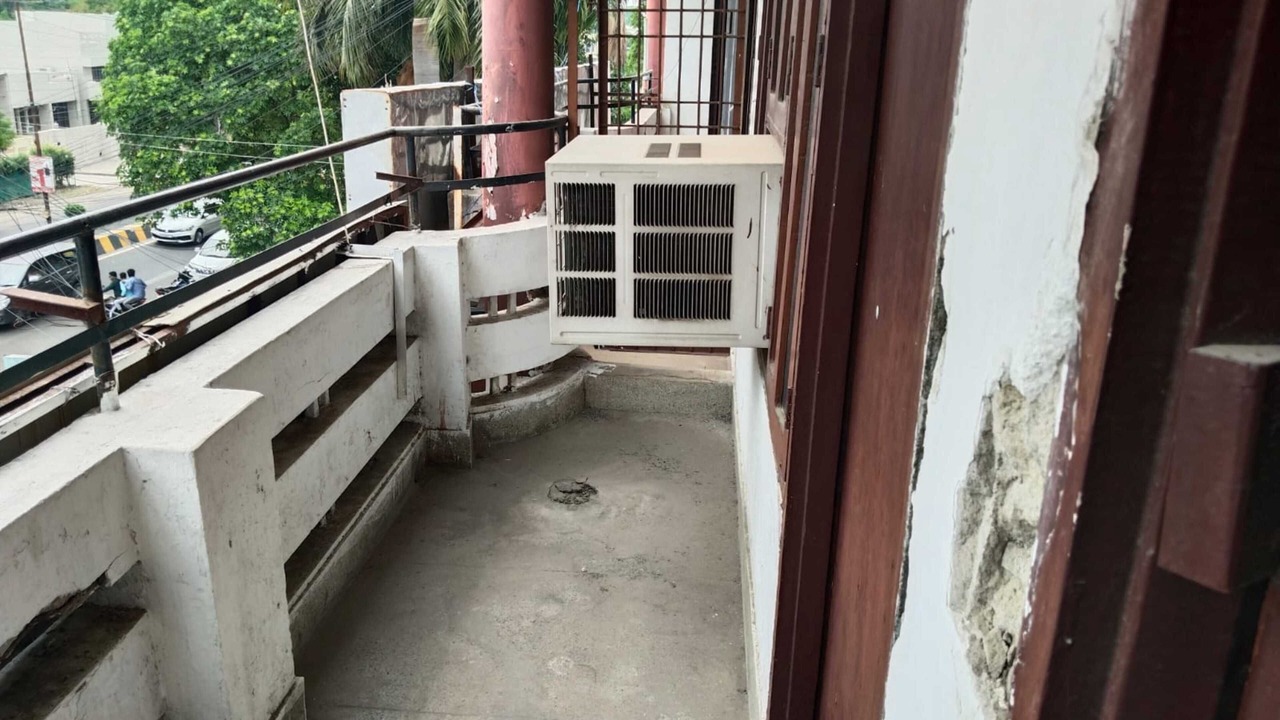 Photo of Patio Balcony in Mahanagar