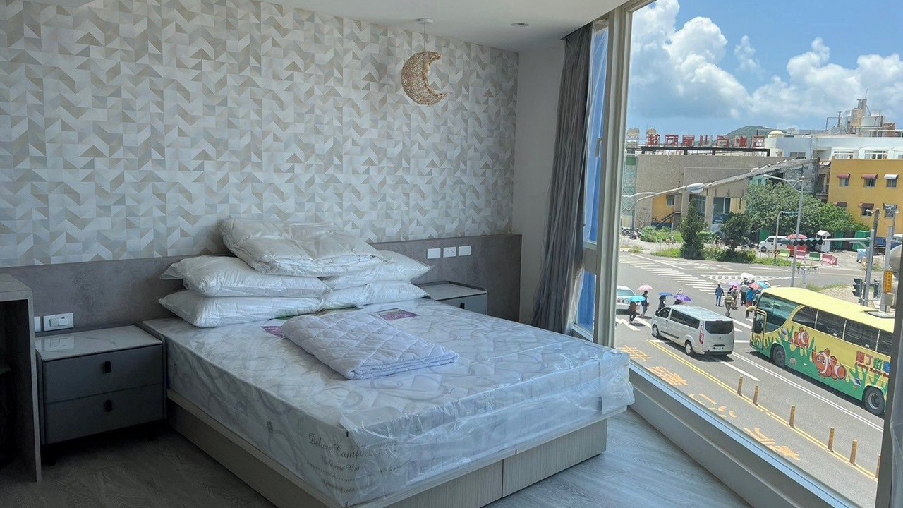 Photo of Bedroom in Big Beach