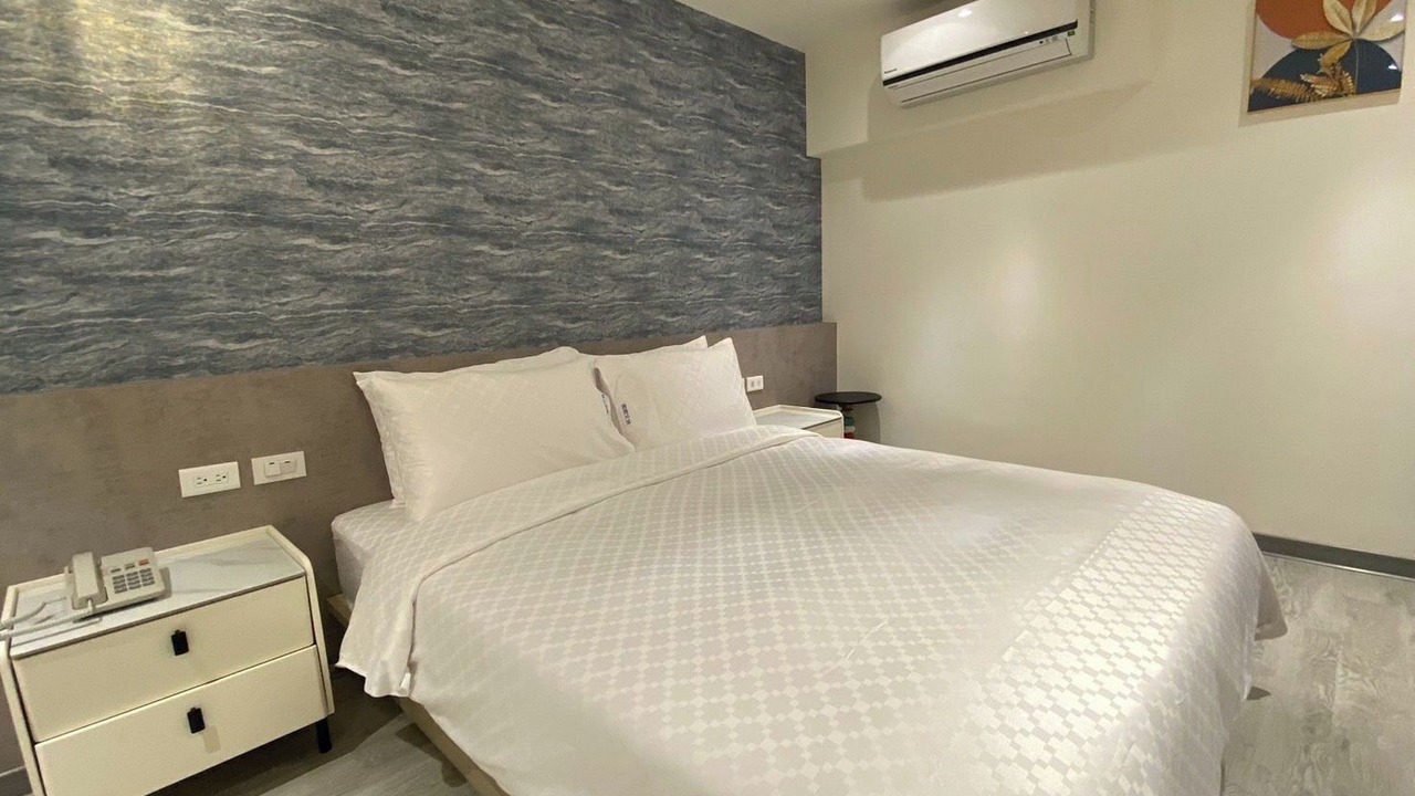 Photo of Bedroom in Big Beach