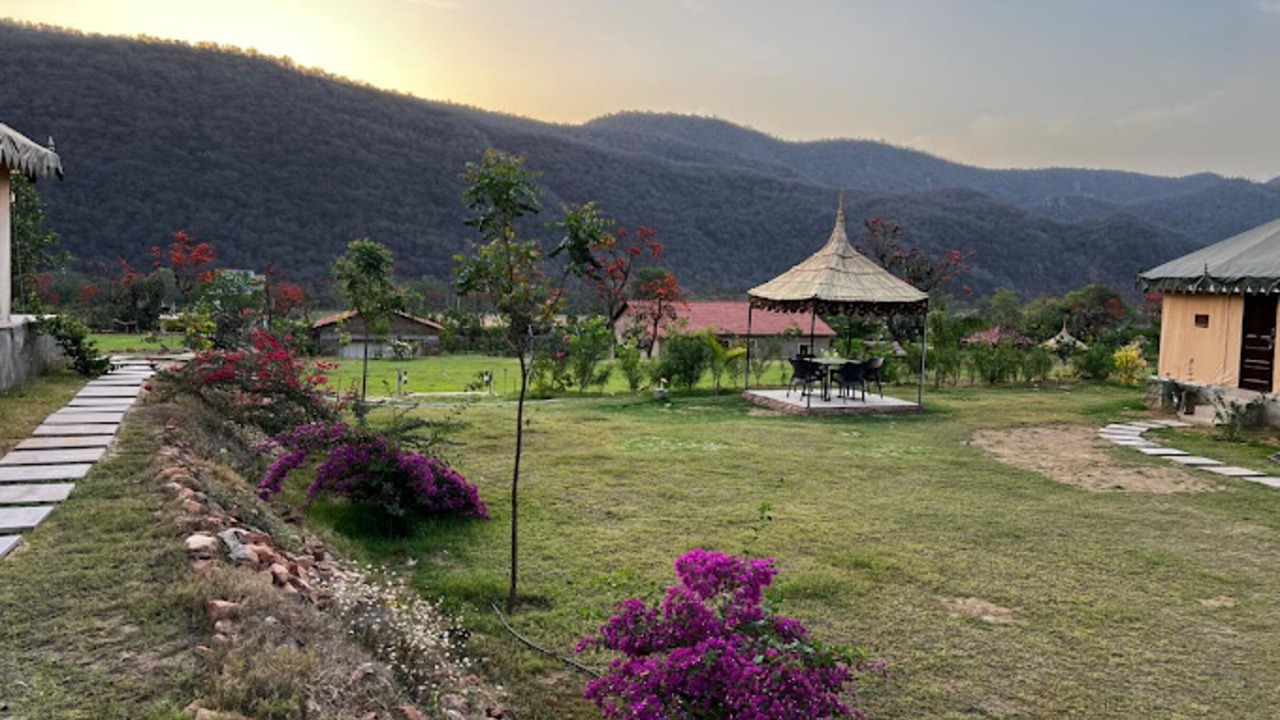 Photo of Outdoor in Jhiri
