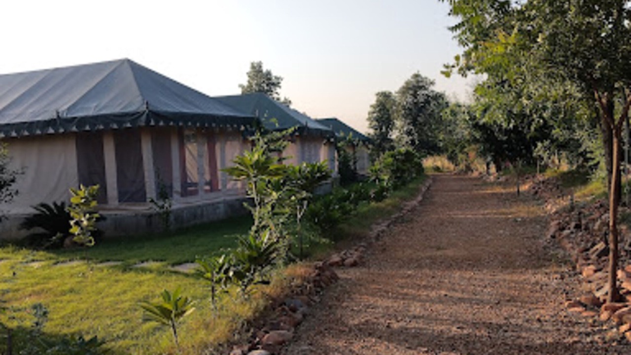 Photo of Outdoor in Jhiri