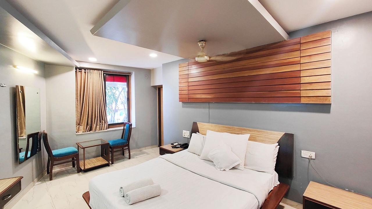 Photo of Bedroom in Mount Abu