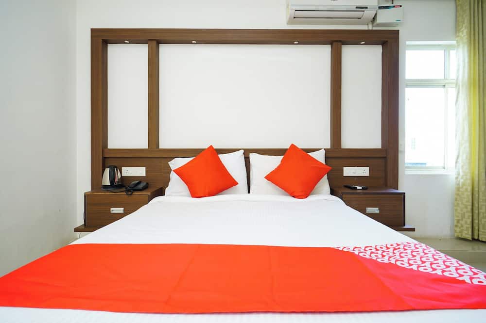 Photo of Bedroom in Thiruvananthapuram