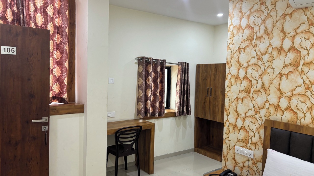 Photo of Bedroom in Raipur