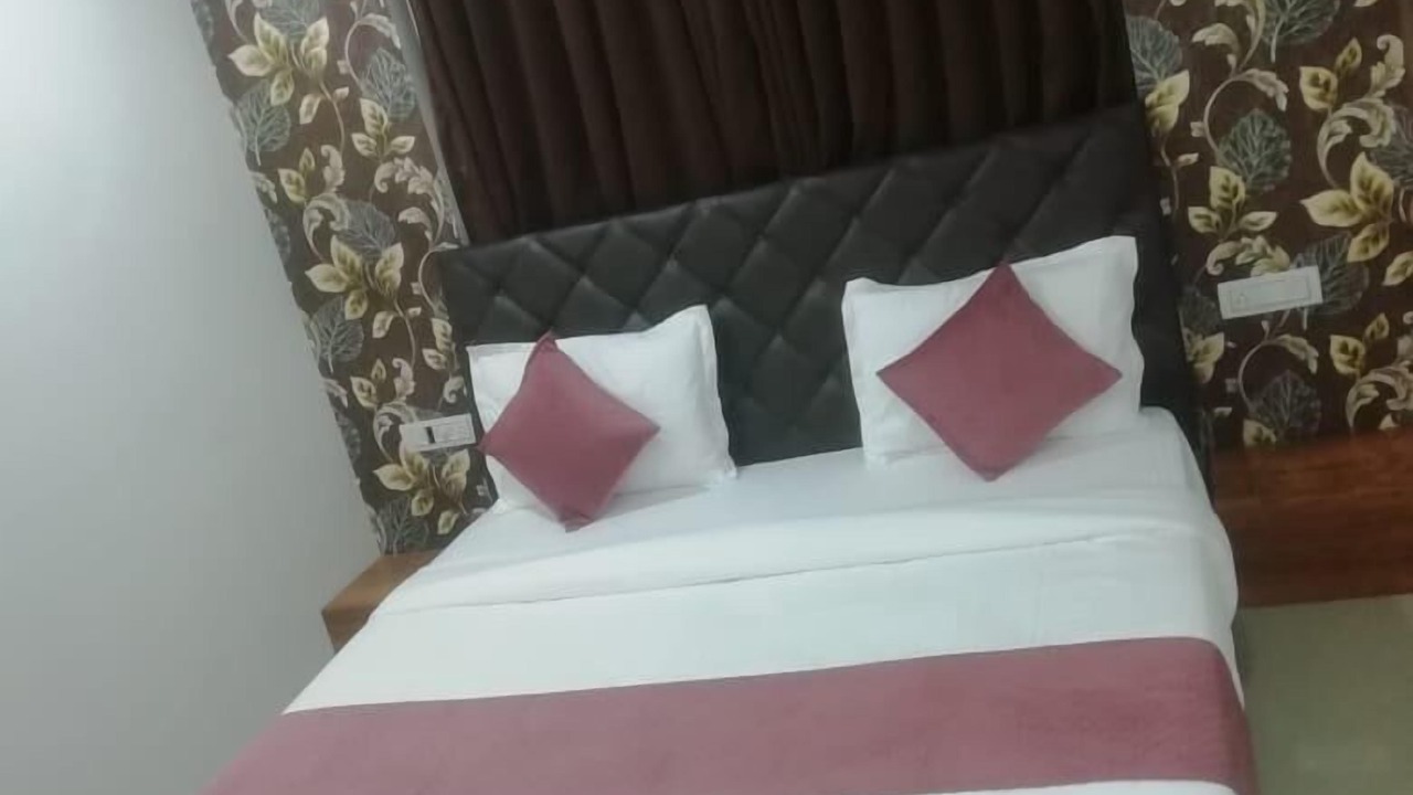Photo of Bedroom in Vadodara