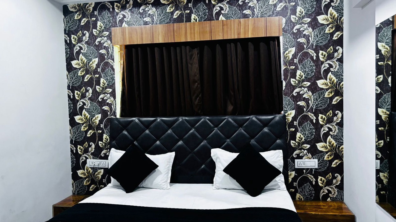 Photo of Bedroom in Vadodara