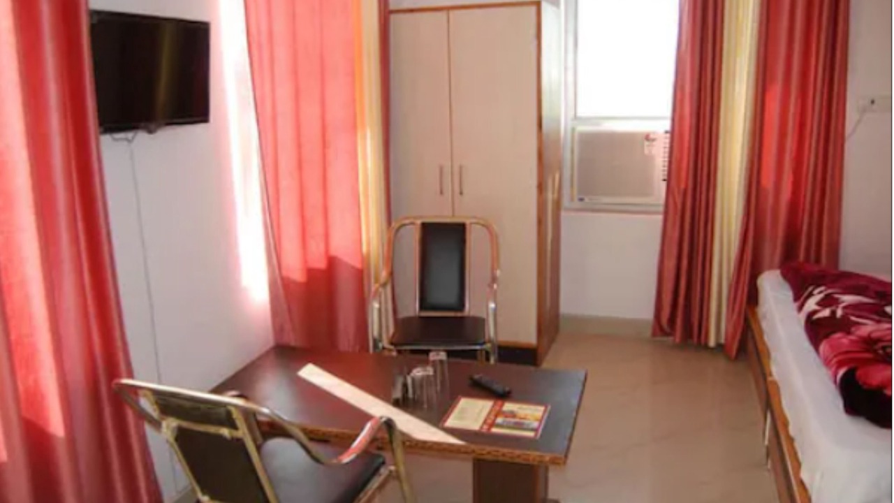 Photo of Bedroom in Behror