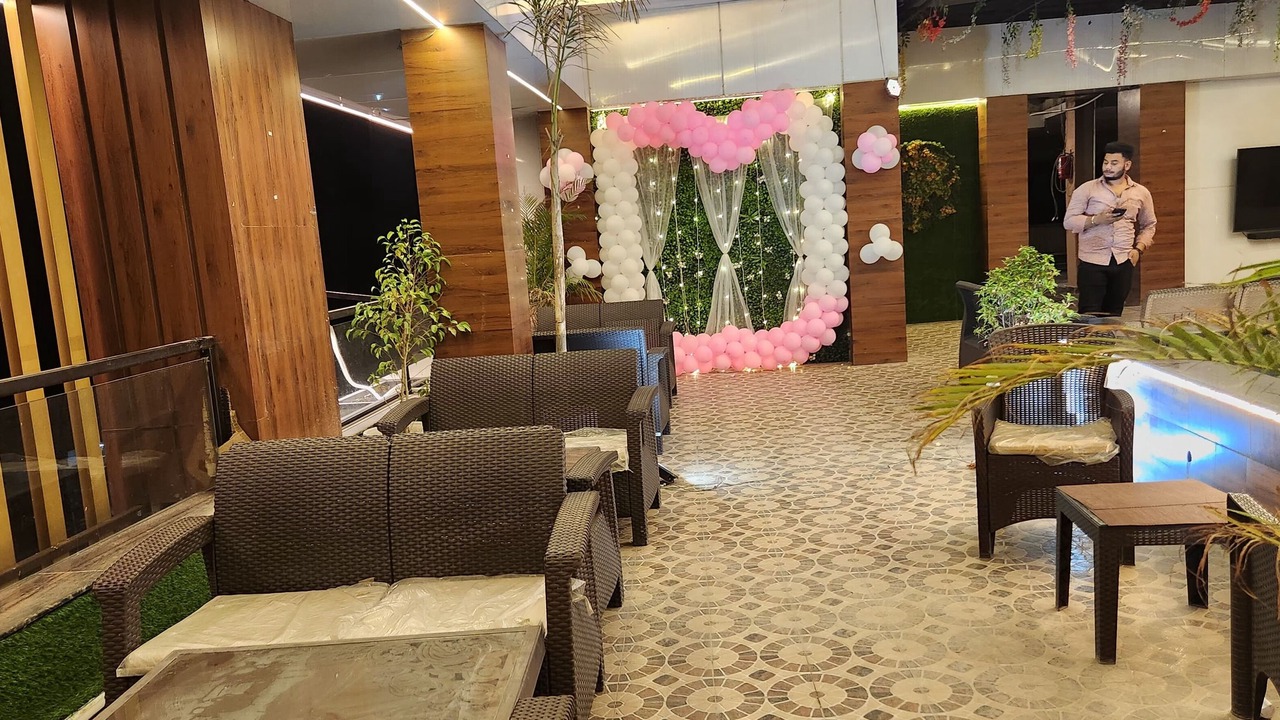 Photo of Patio Balcony in Siwan