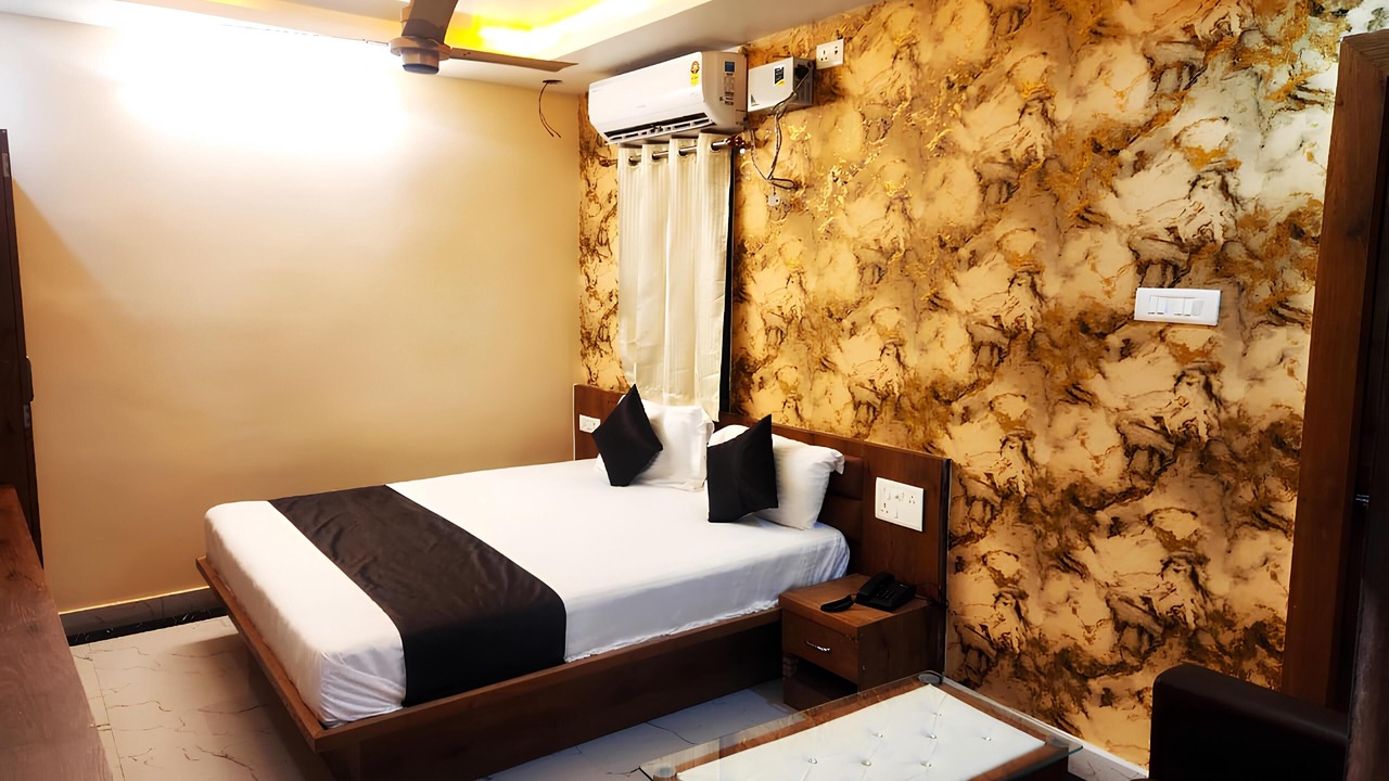 Photo of Bedroom in Siwan