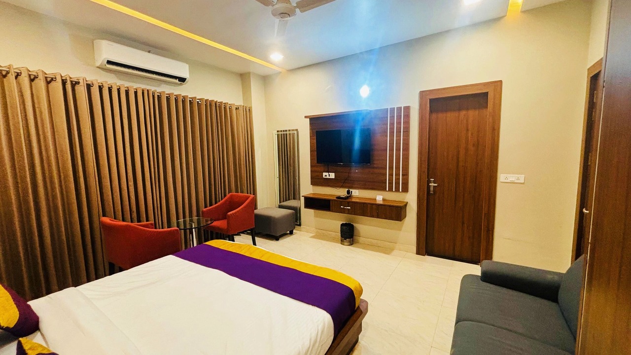 Photo of Bedroom in Malviya Nagar