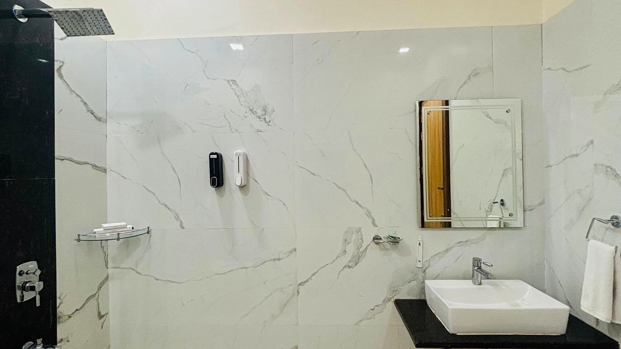 Photo of Bathroom in Malviya Nagar