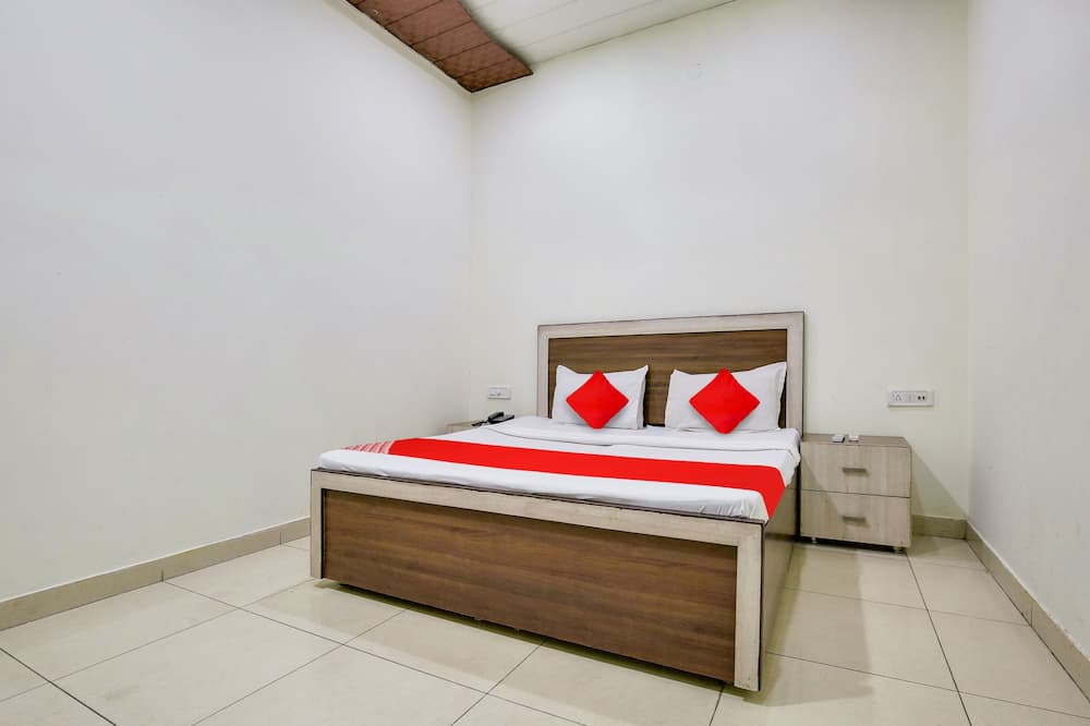 Photo of Bedroom in Phagwara