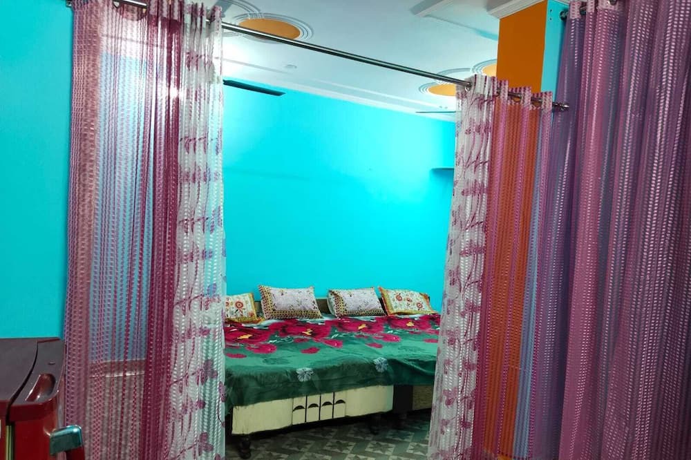 Photo of Bedroom in Panch Batti