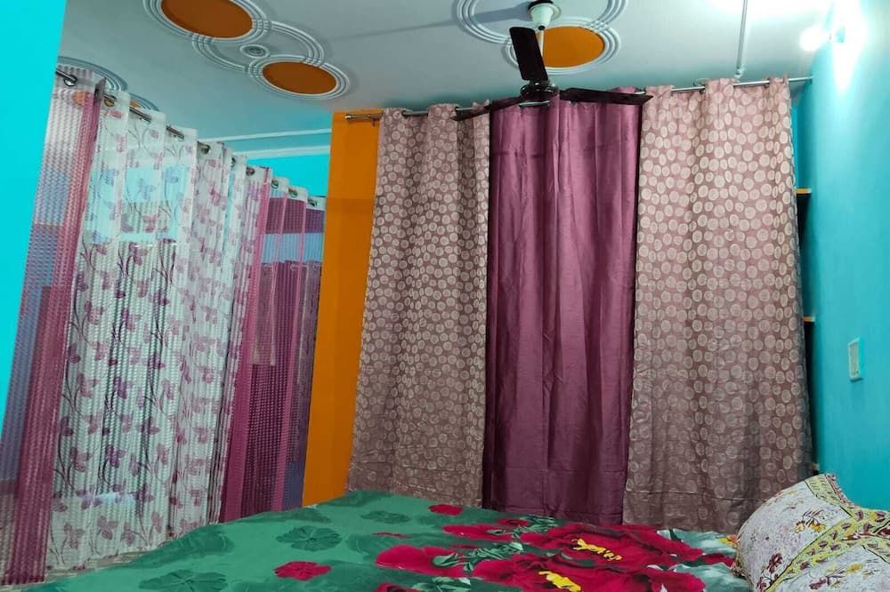 Photo of Bedroom in Panch Batti