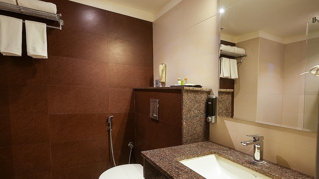 Photo of Bathroom in Alambagh