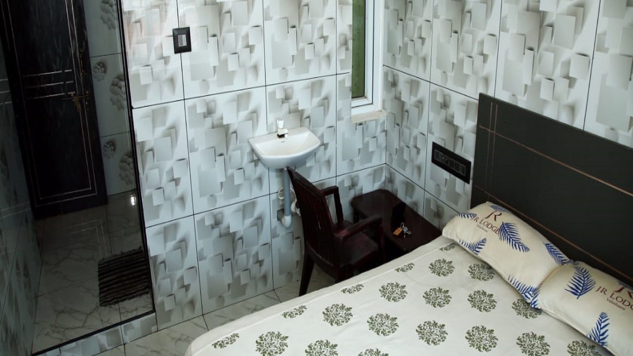 Photo of Bedroom in Velankanni
