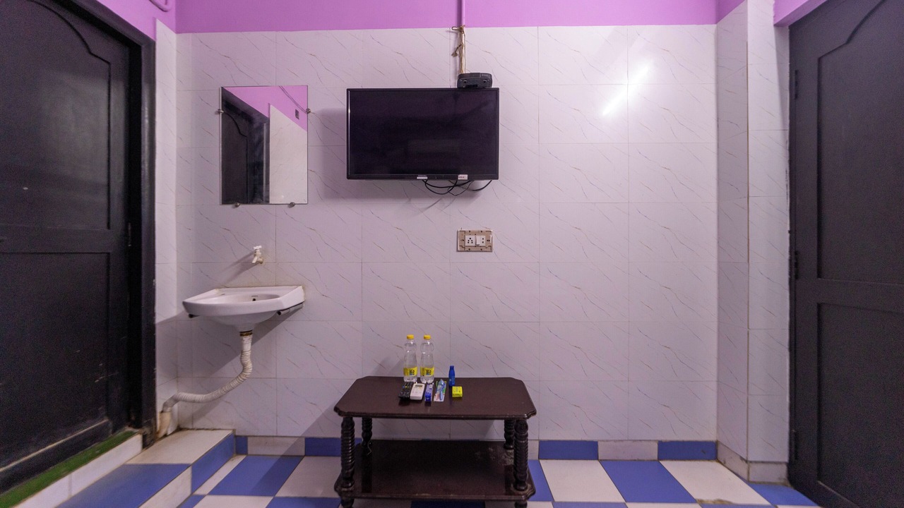 Photo of Bedroom in Velankanni