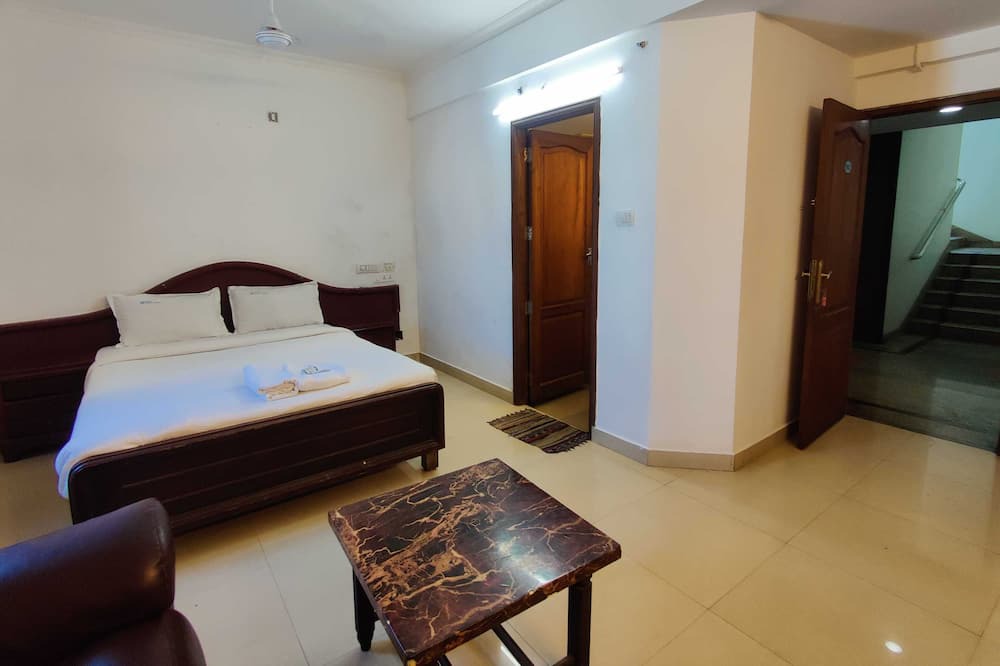 Photo of Bedroom in Thampanoor