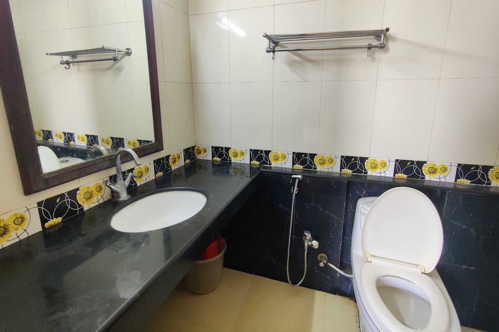 Photo of Bathroom in Thampanoor