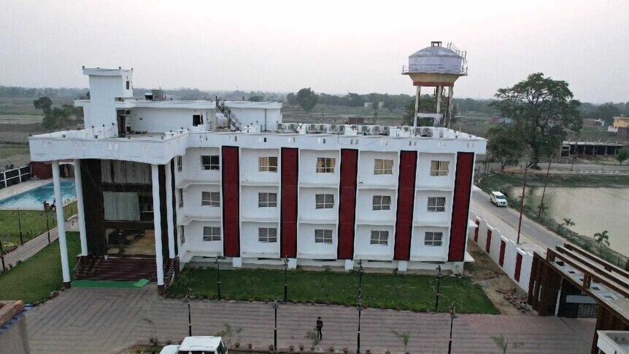 Photo of Outdoor in Maharajganj