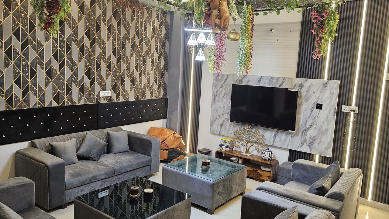 Photo of Livingroom in Sector 63