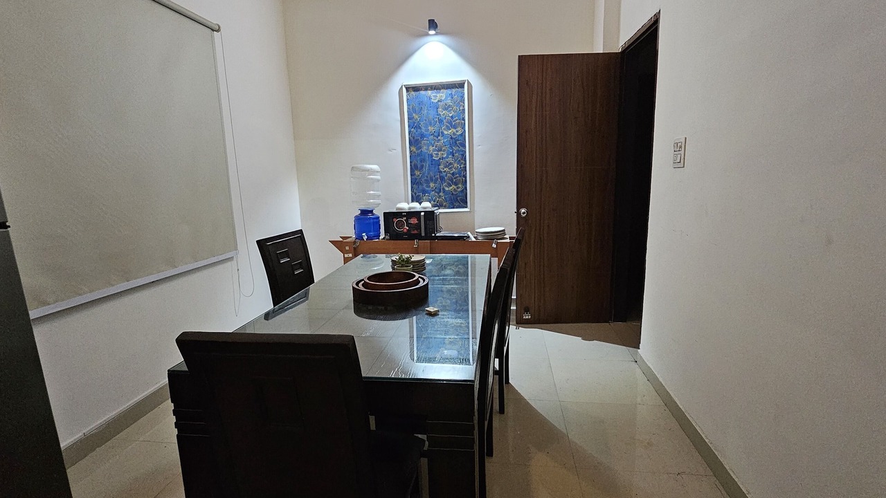 Photo of Bedroom in Sector 63