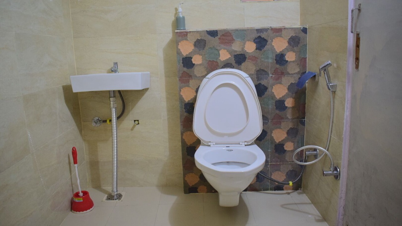 Photo of Bathroom in Pink City