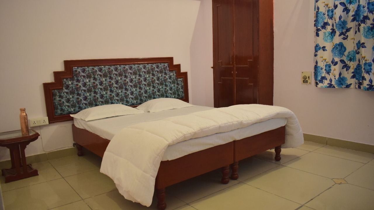 Photo of Bedroom in Pink City