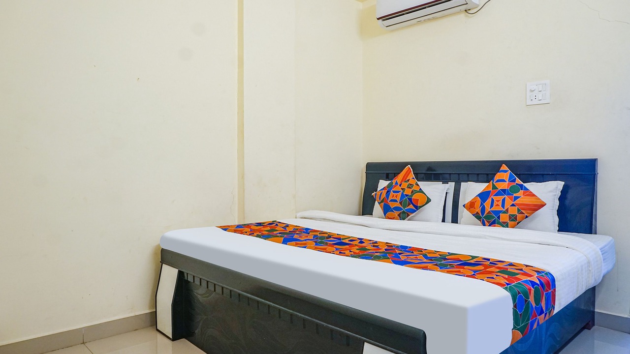 Photo of Bedroom in Wadgaon