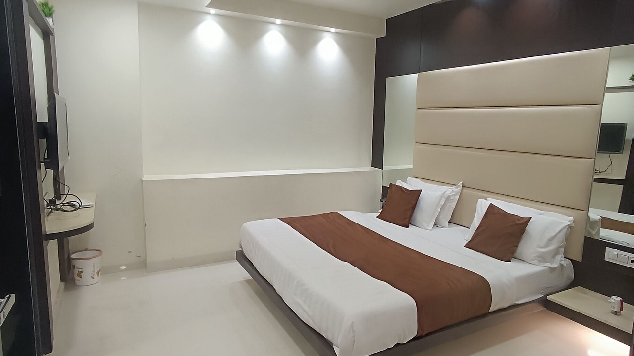 Photo of Bedroom in Mount Abu