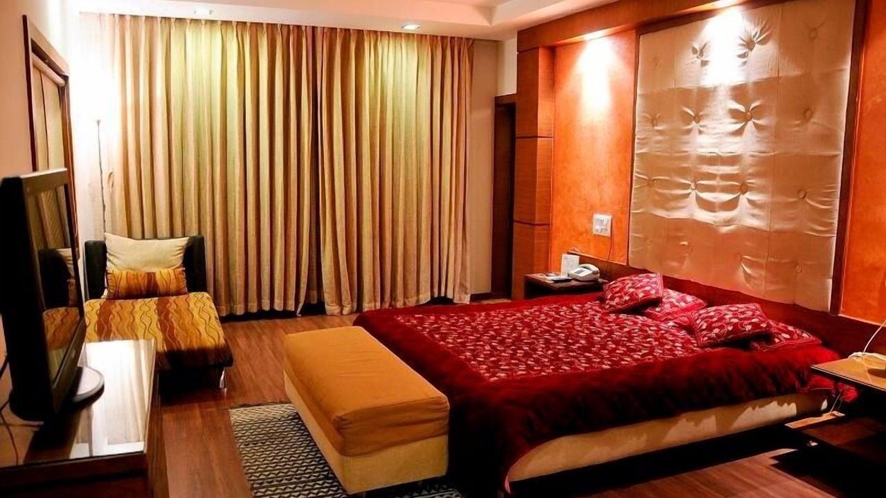 Photo of Bedroom in Mahesana