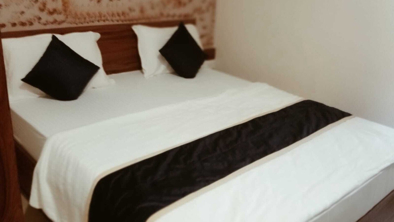 Photo of Bedroom in Vijapur