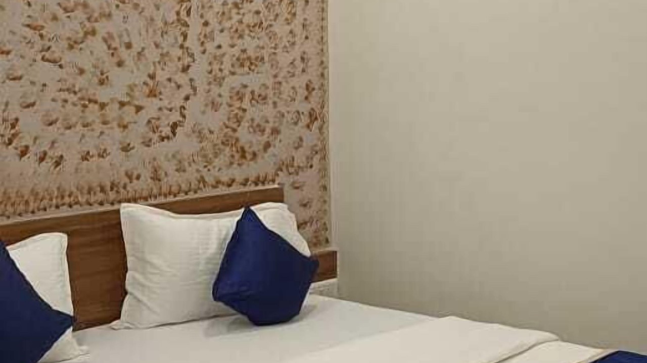 Photo of Bedroom in Vijapur