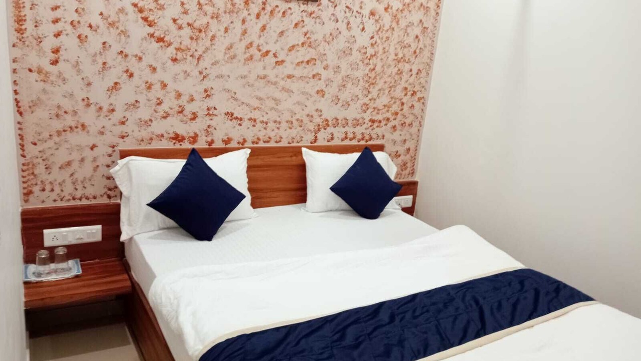 Photo of Bedroom in Vijapur