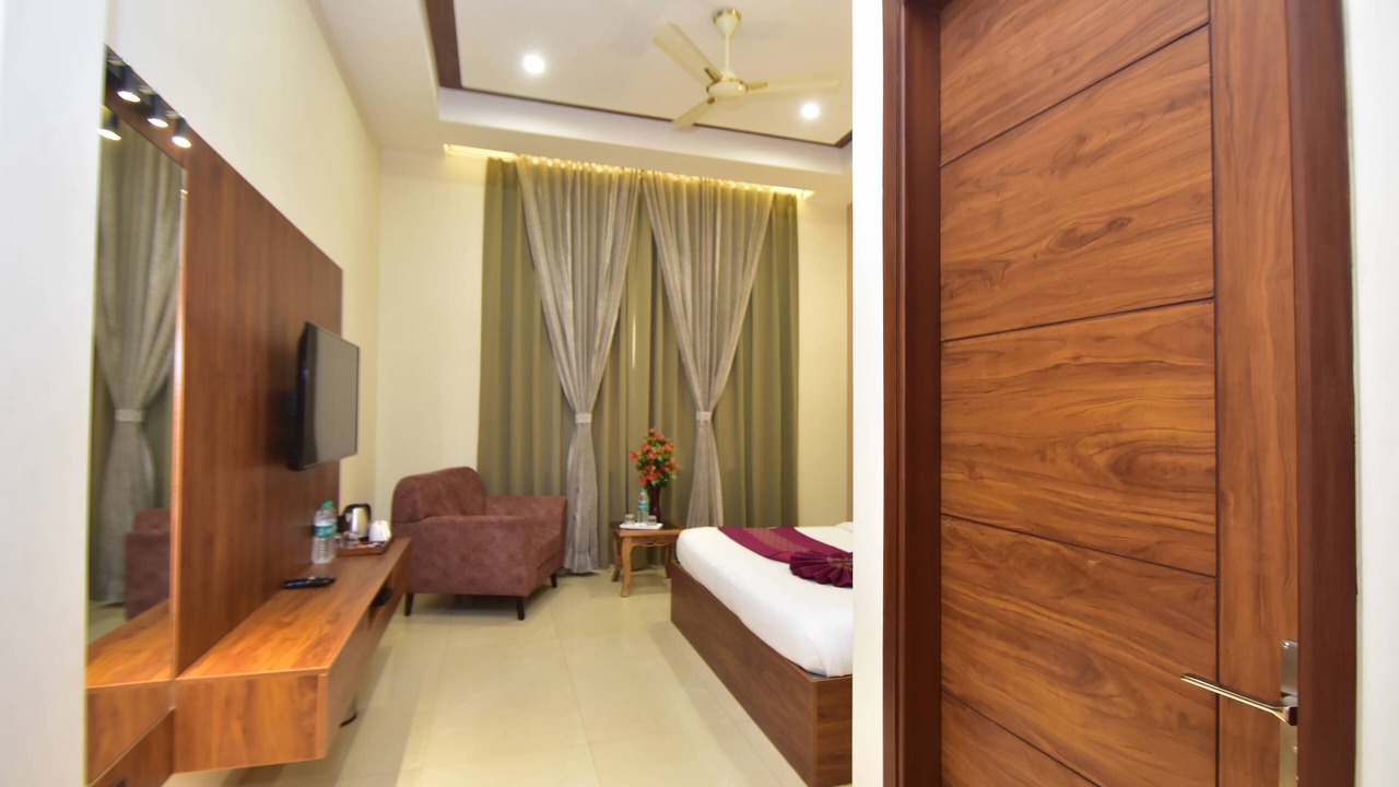 Photo of Bedroom in Shri Madhopur