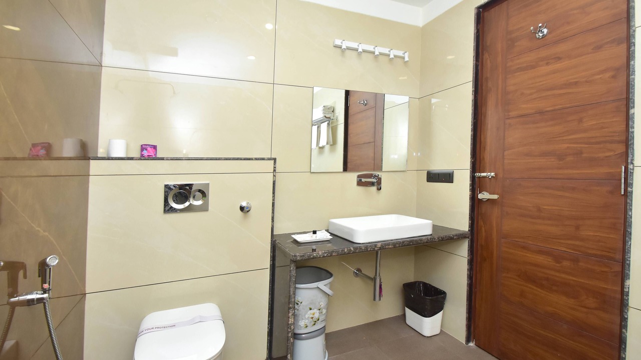 Photo of Bathroom in Shri Madhopur