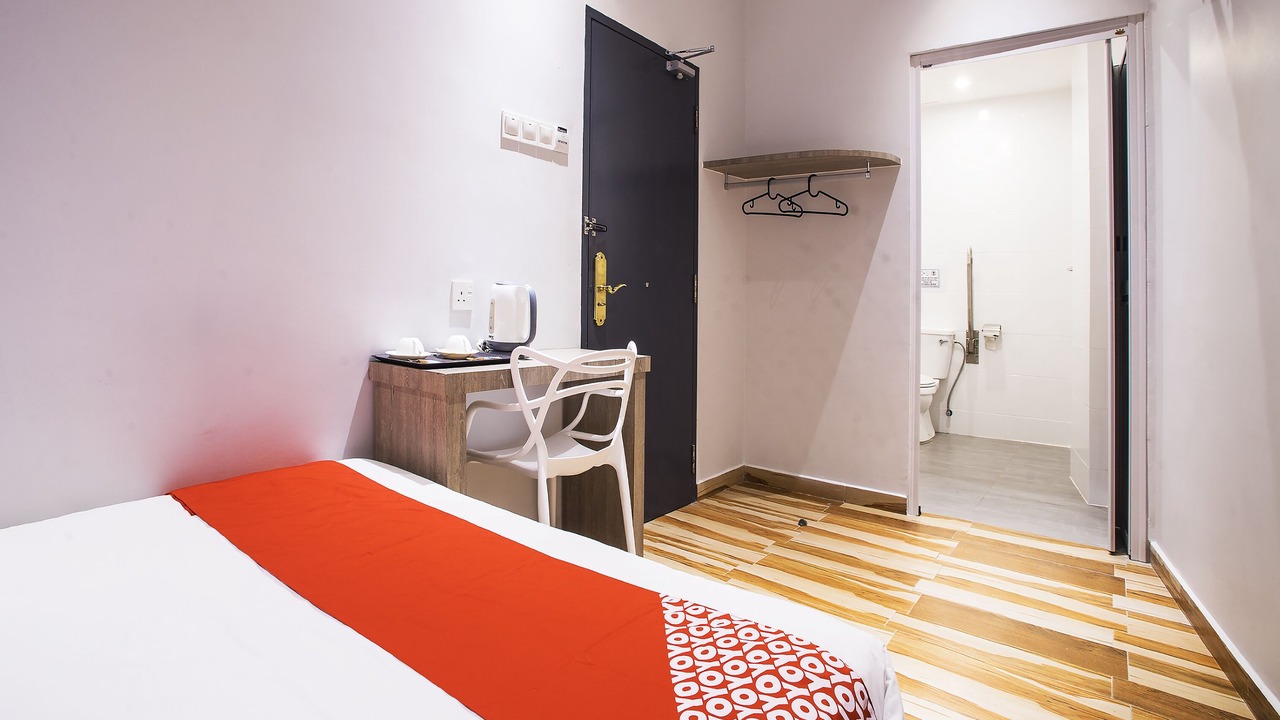Photo of Bedroom in The Strand
