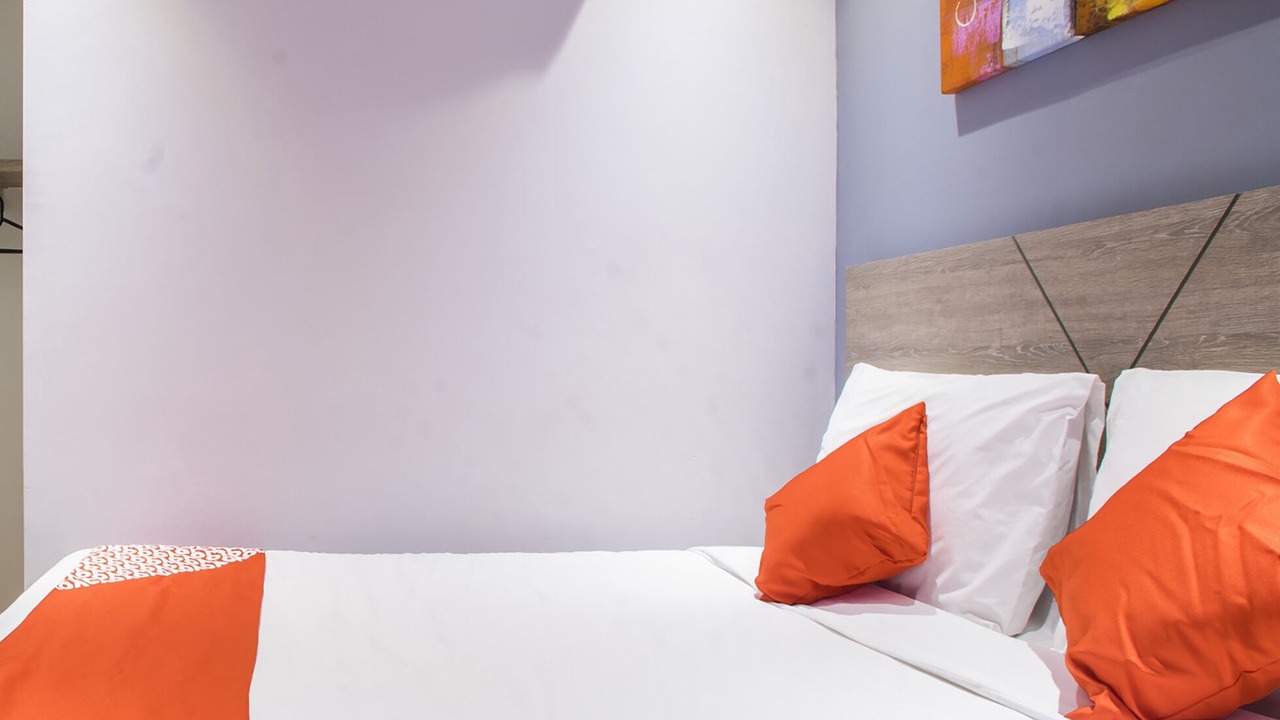 Photo of Bedroom in The Strand