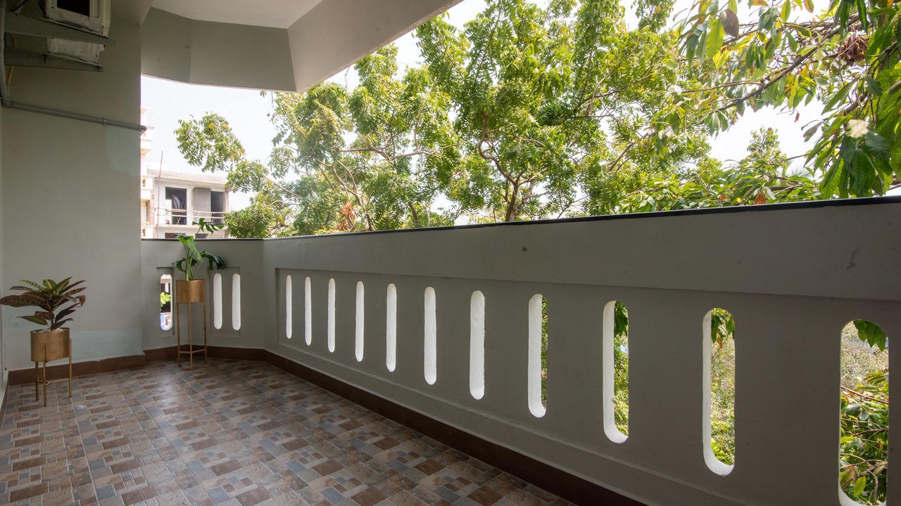 Photo of Patio Balcony in Heritage Town