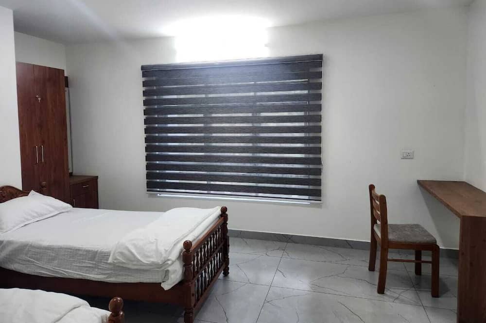 Photo of Bedroom in Muhamma