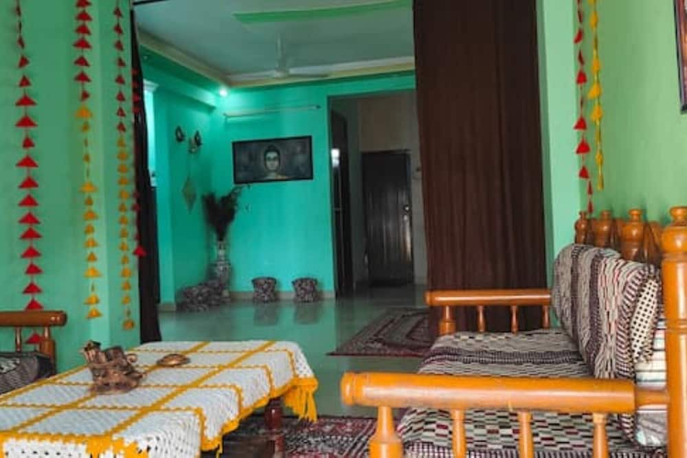 Photo of Bedroom in Malviya Nagar