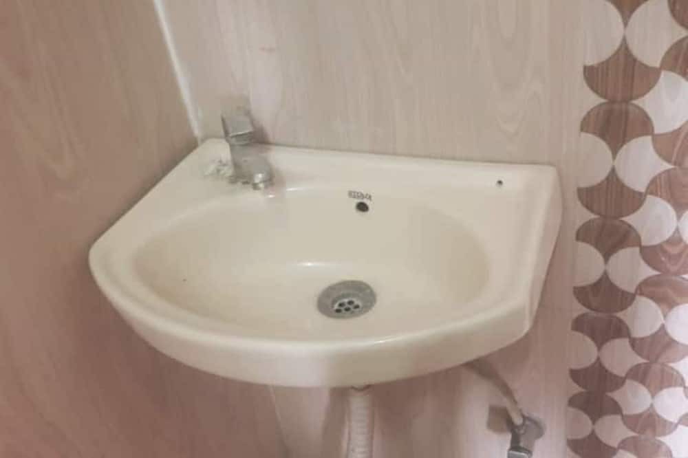 Photo of Bathroom in Malviya Nagar