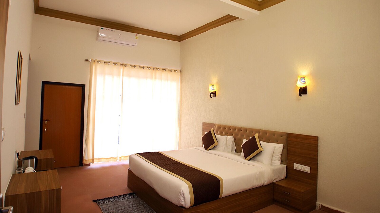Photo of Bedroom in Sariska