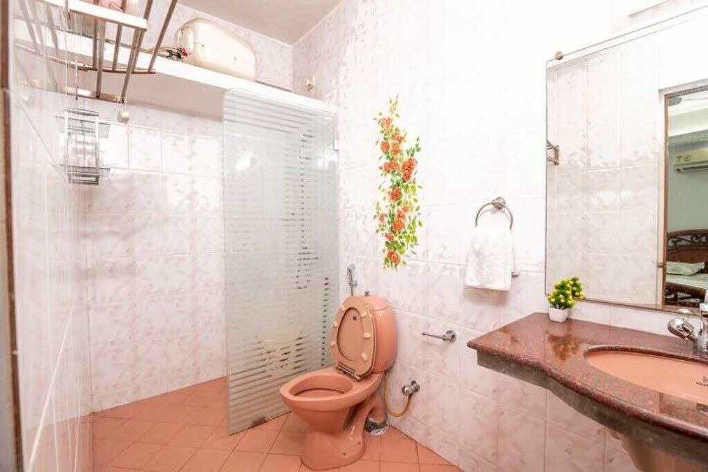 Photo of Bathroom in Caranzalem