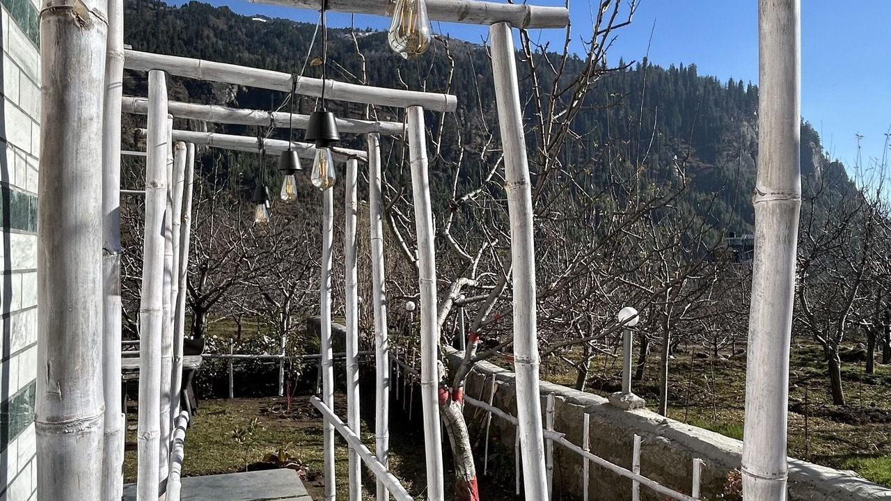 Photo of Outdoor in Burwa