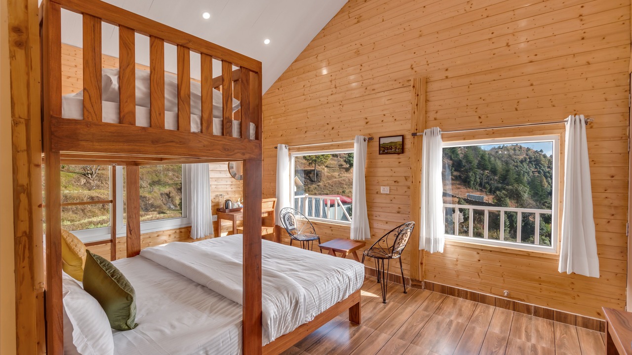 Photo of Bedroom in Tehri