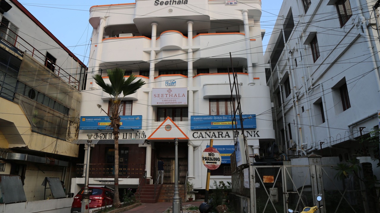 Photo of Outdoor in White Town