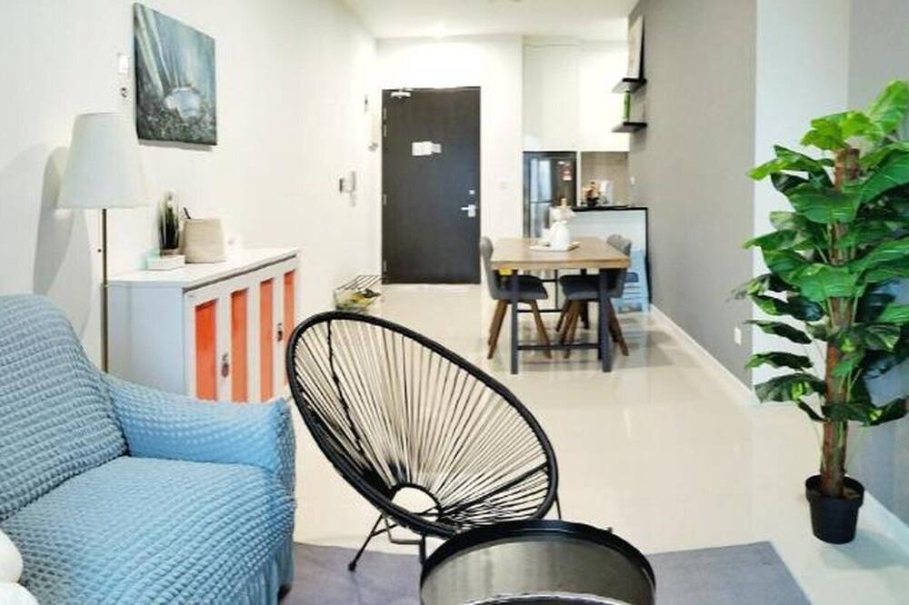 Photo of Livingroom in Maluri