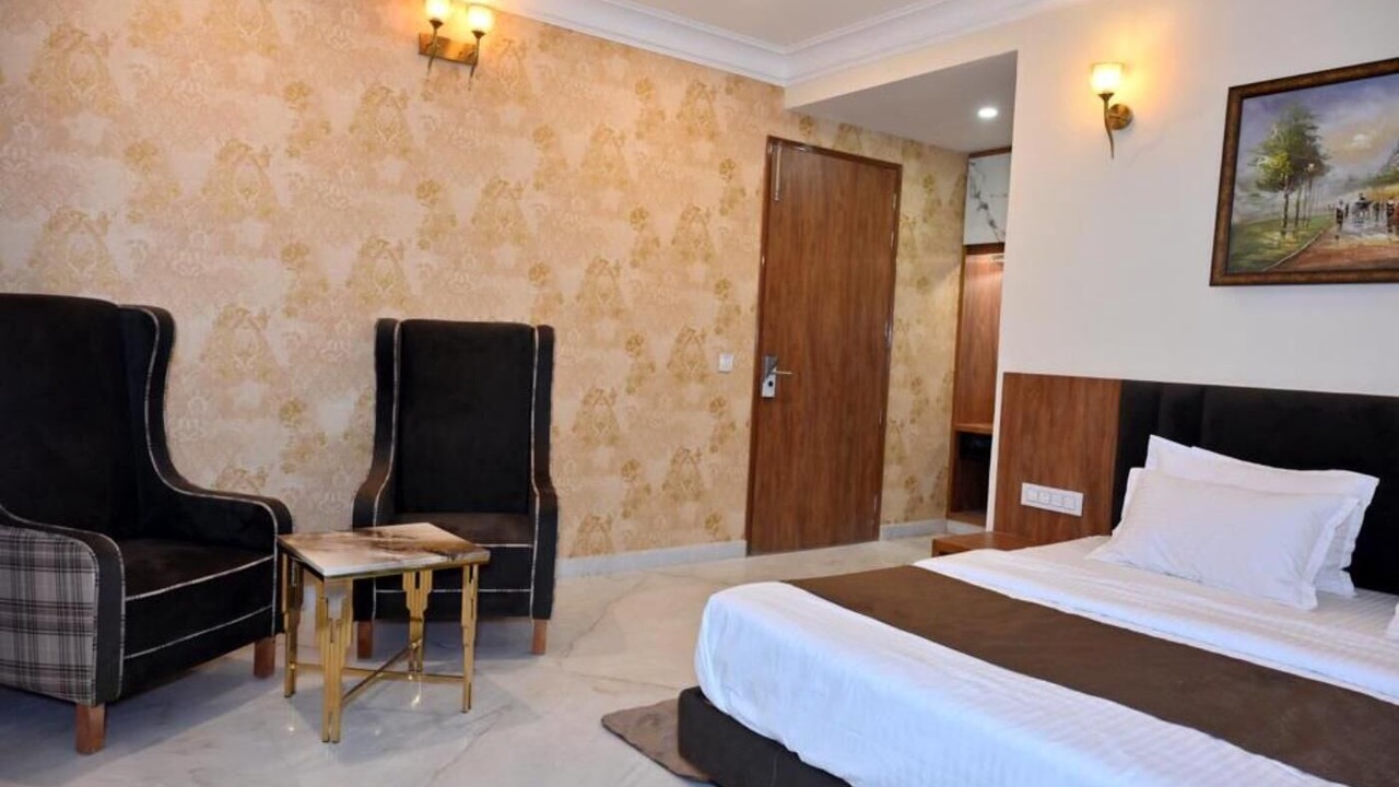 Photo of Bedroom in Sirsa