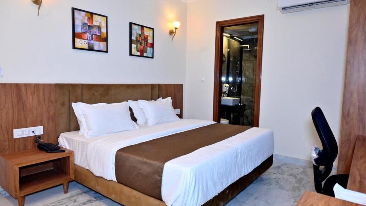 Photo of Bedroom in Sirsa